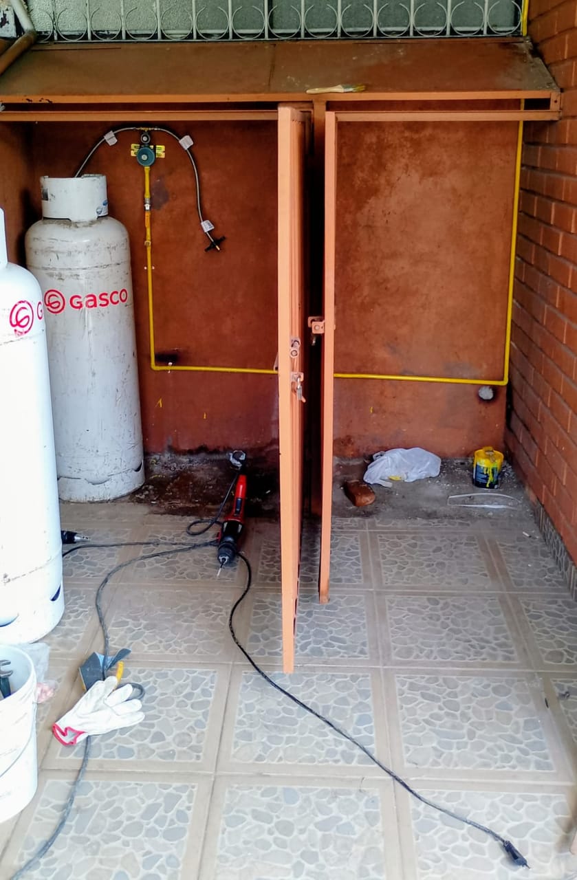 Instalación y revisión de red de gas